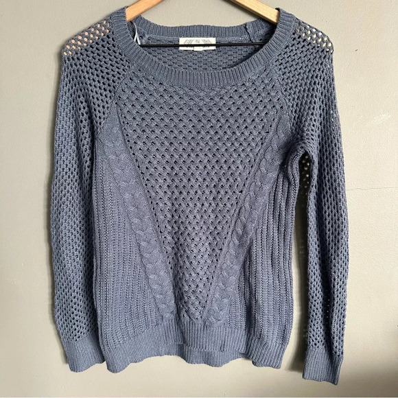Pink Rose. Blue Sweater with‎ eyelet details. Medium. EUC - Picture 1 of 4